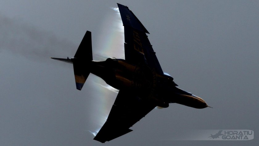 Черный истребитель