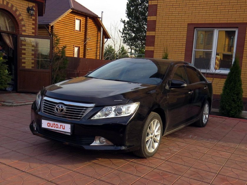 Тойота Камри 7