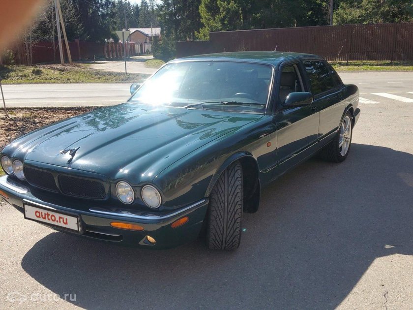 Jaguar xj ii x308