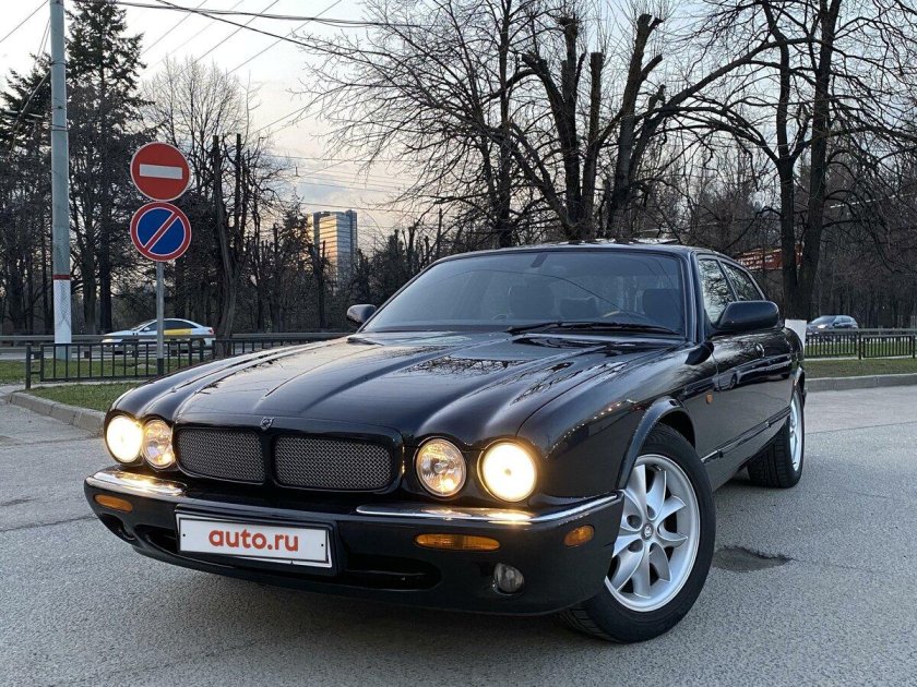 Jaguar xj 2000