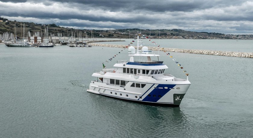 Траулерные яхты дарвин