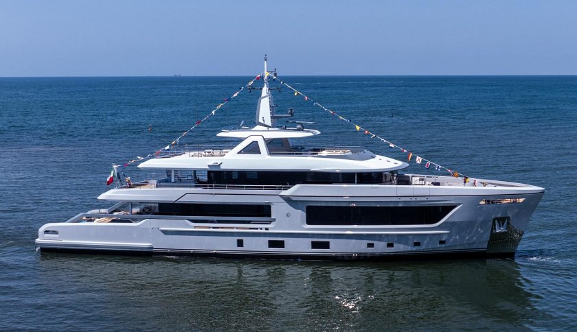 Mega yachts