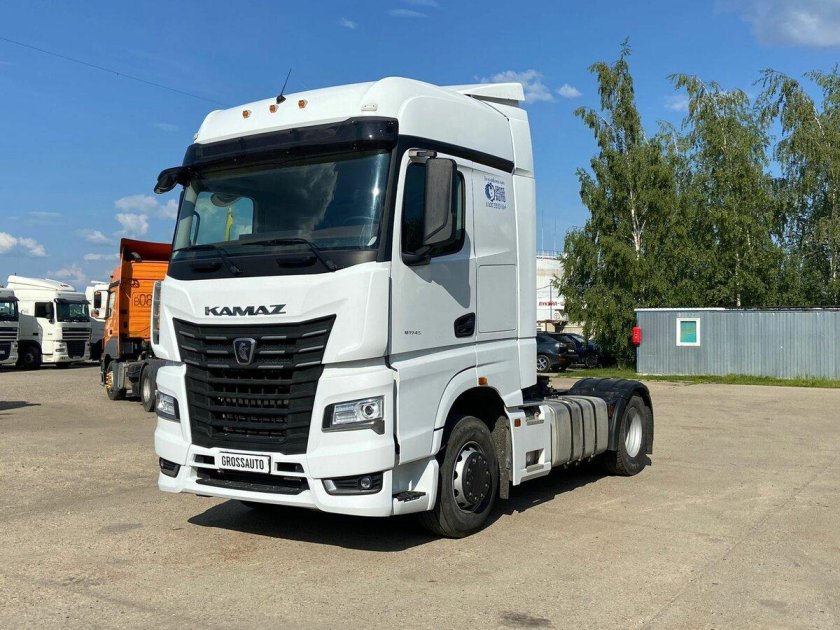 КАМАЗ 54901 профессиональное фото
