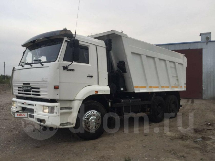 КАМАЗ 6520 белый