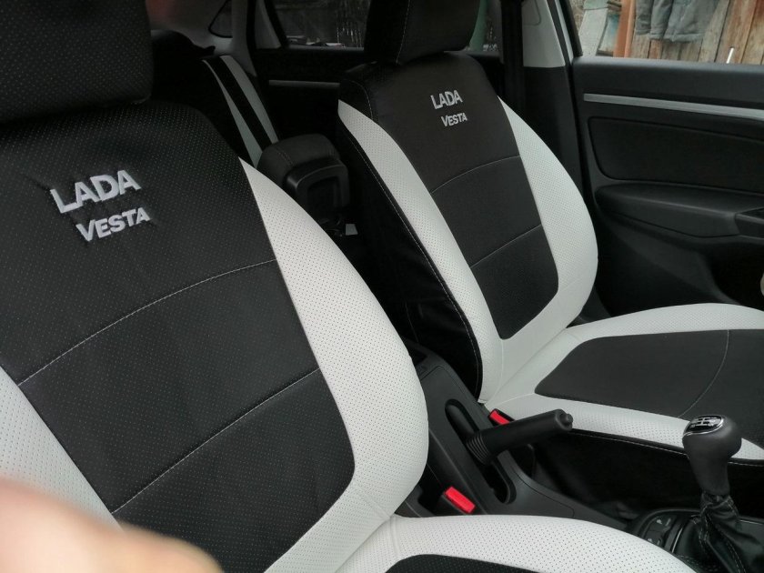 Чехлы Lada Vesta