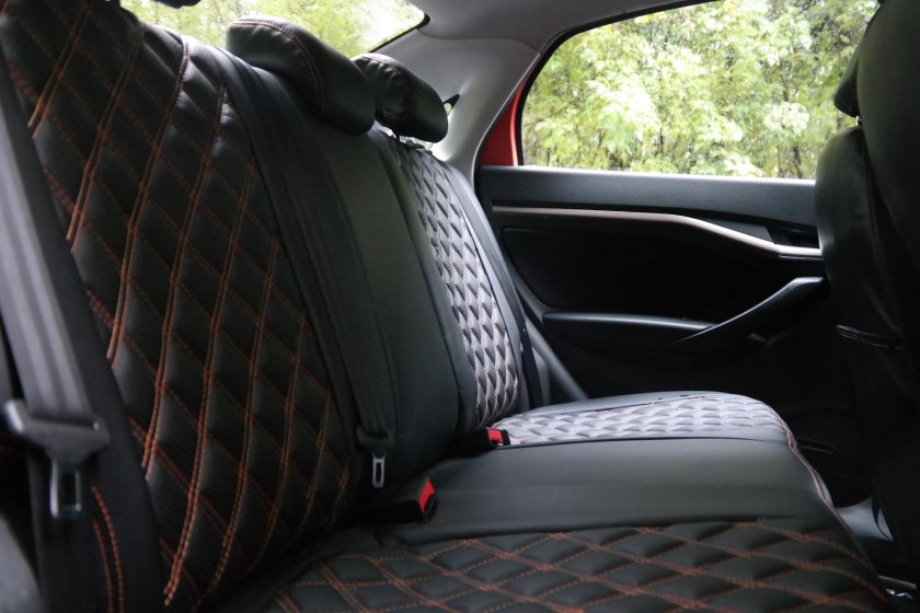 Чехлы Лада Веста св