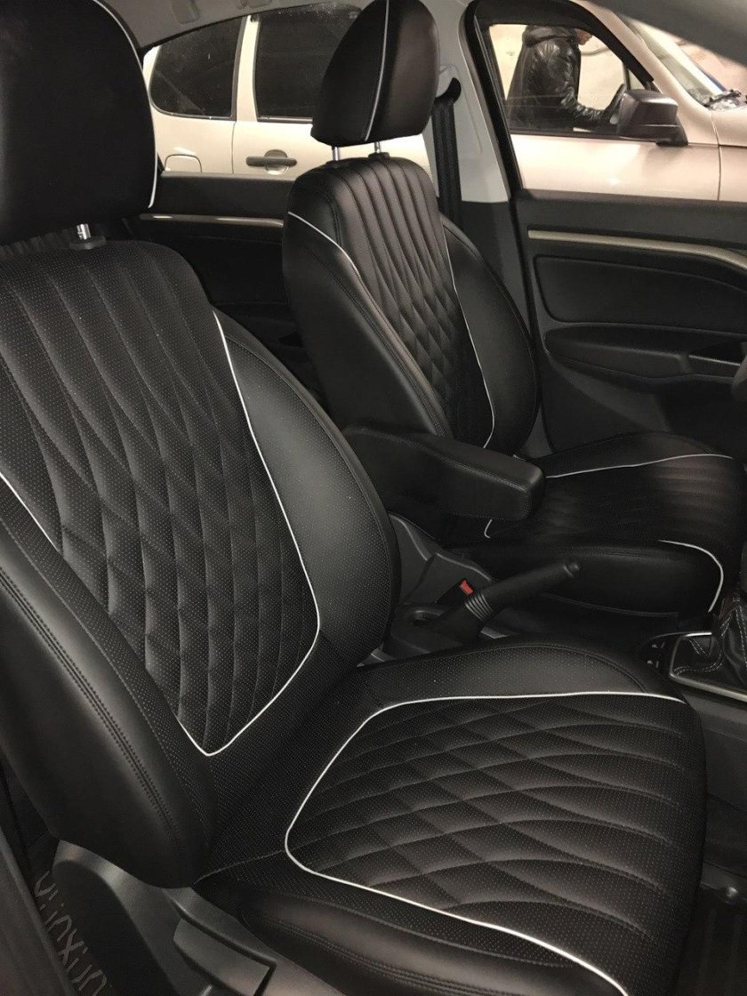 Чехлы Лада Веста экокожа