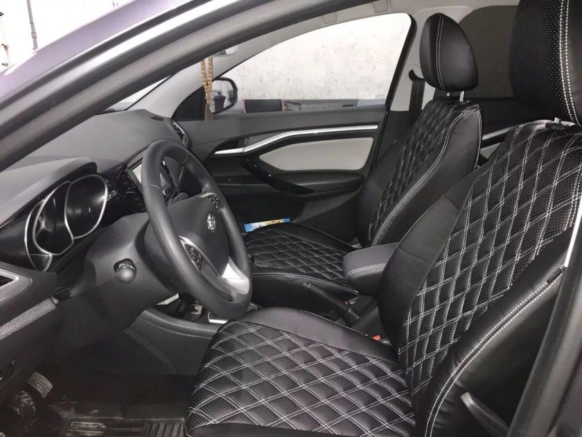 Чехлы Лада Веста св кросс алькантара