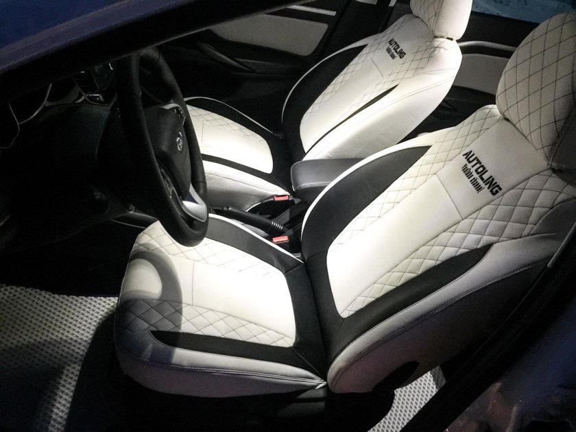 Премиум чехлы на Лада Веста