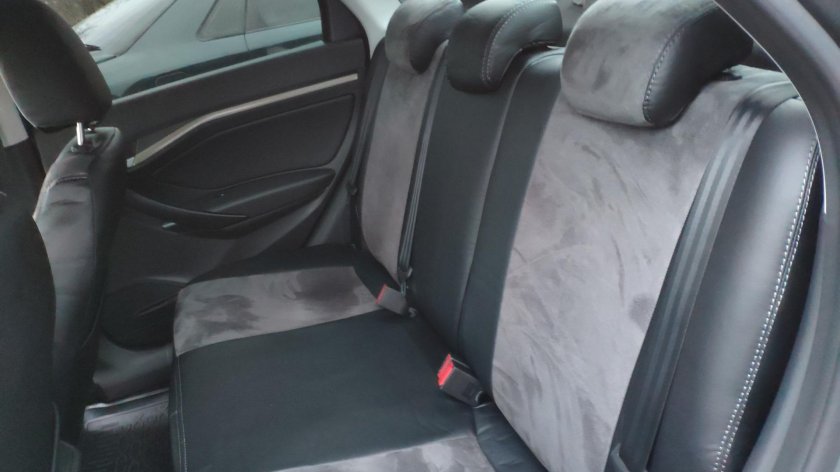 Чехлы алькантара Лада Веста седан