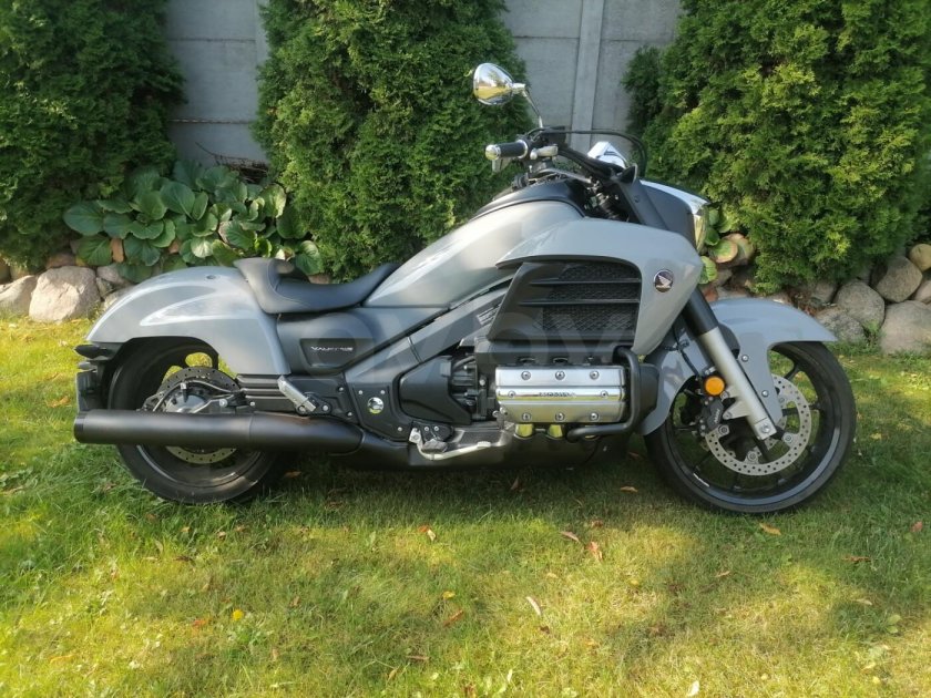 Honda gold wing мотоцикл