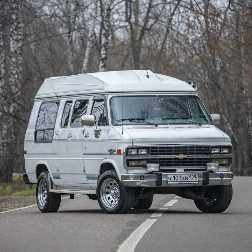 Chevrolet chevy van 1993