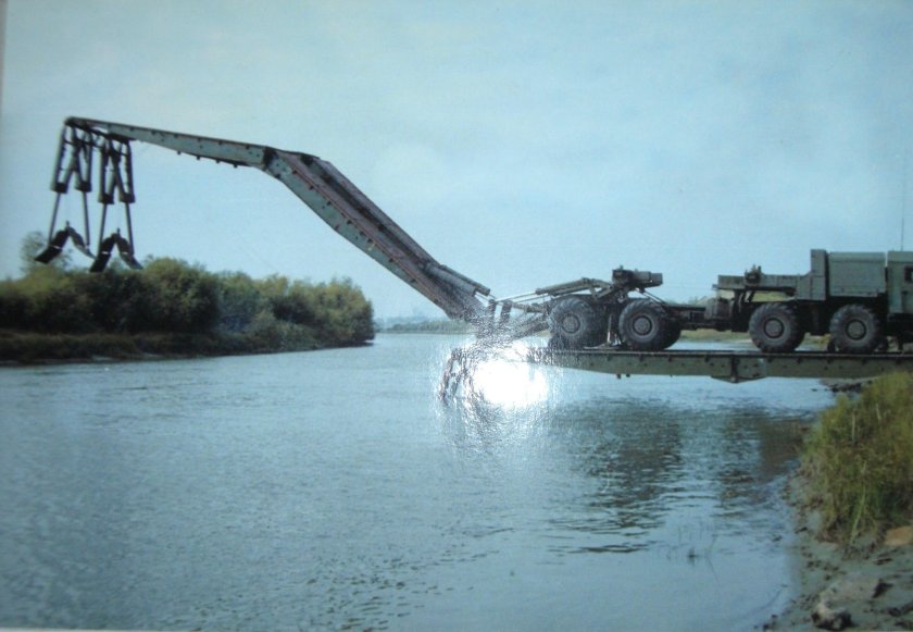Тяжелый механизированный мост ТММ-6 «гусеница-2»