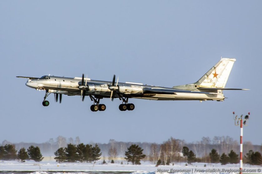 Бомбардировщик ту-95мс