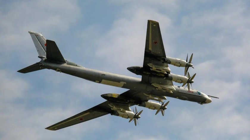 Бомбардировщик ту-95мс