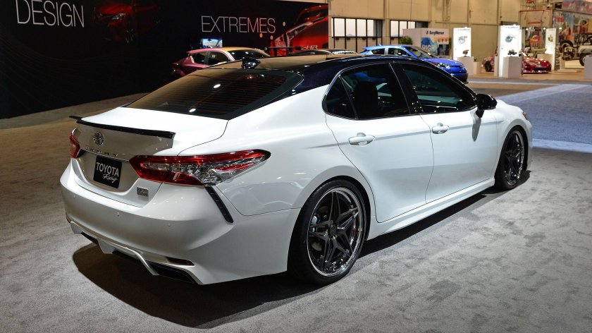 Toyota Camry 70 gr Sport