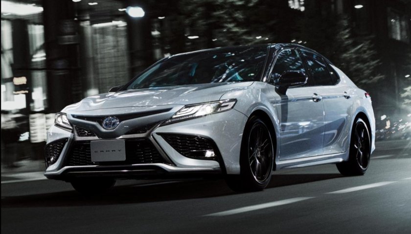 Тойота Камри 70 2021