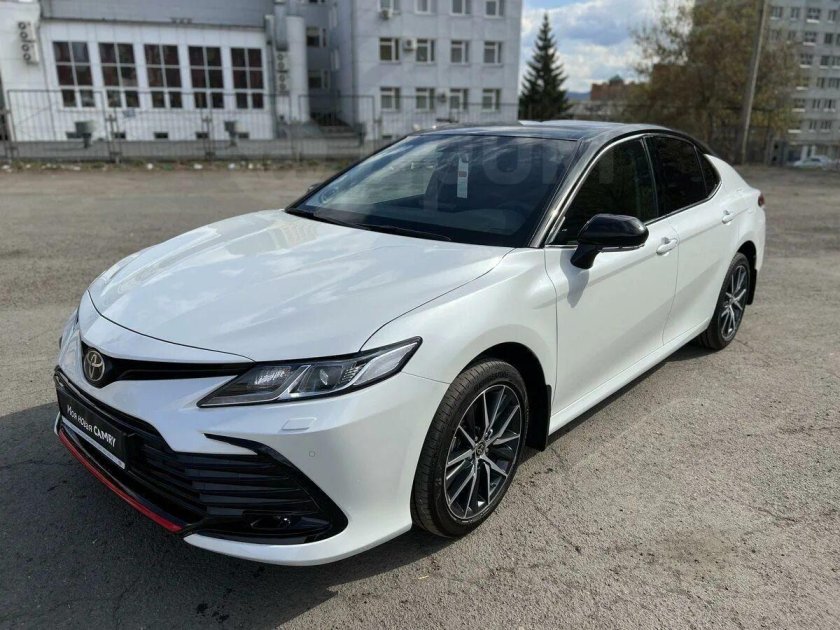 Тойота Камри gr Sport 2022