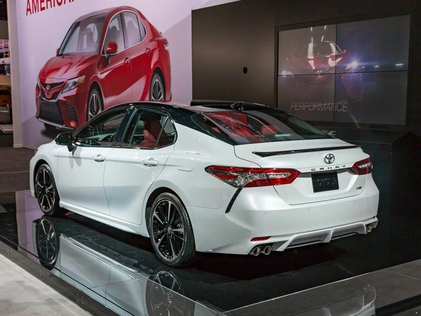 Toyota Camry 2018