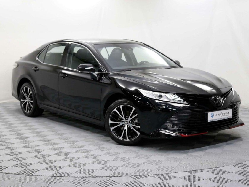 Тойота Камри 2.5 2021