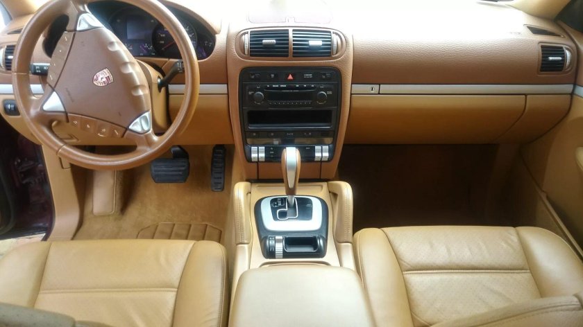 Порше Кайен 2006 салон