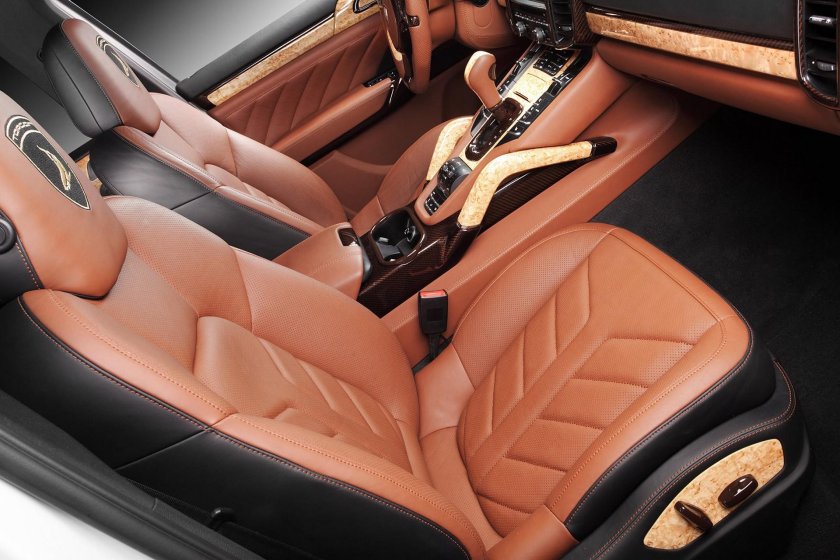 Порше Кайен с оранжевым салоном