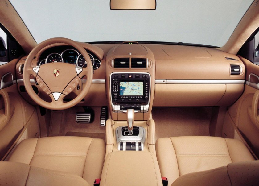 Porsche Cayenne 955 салон