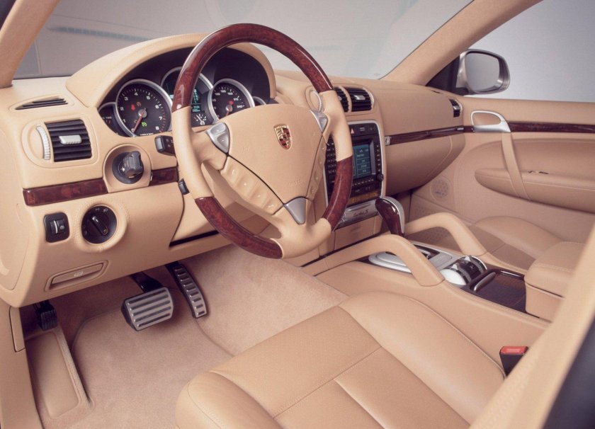 Porsche Cayenne 955 Interior