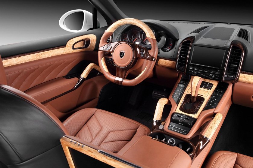 Порше Кайен салон