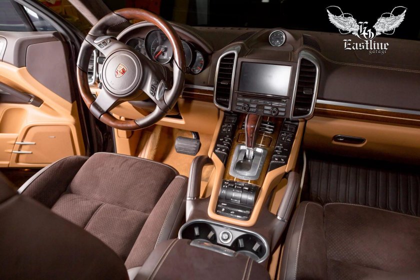 Порше Кайен салон