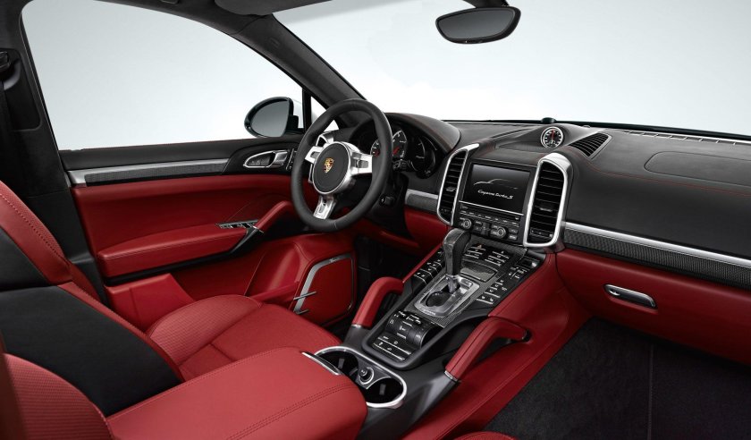 Порше Кайен турбо 2012