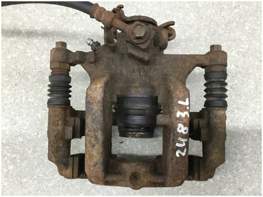 Суппорт задний левый Шевроле Круз