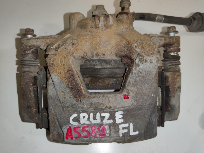 Передний суппорт Шевроле Круз
