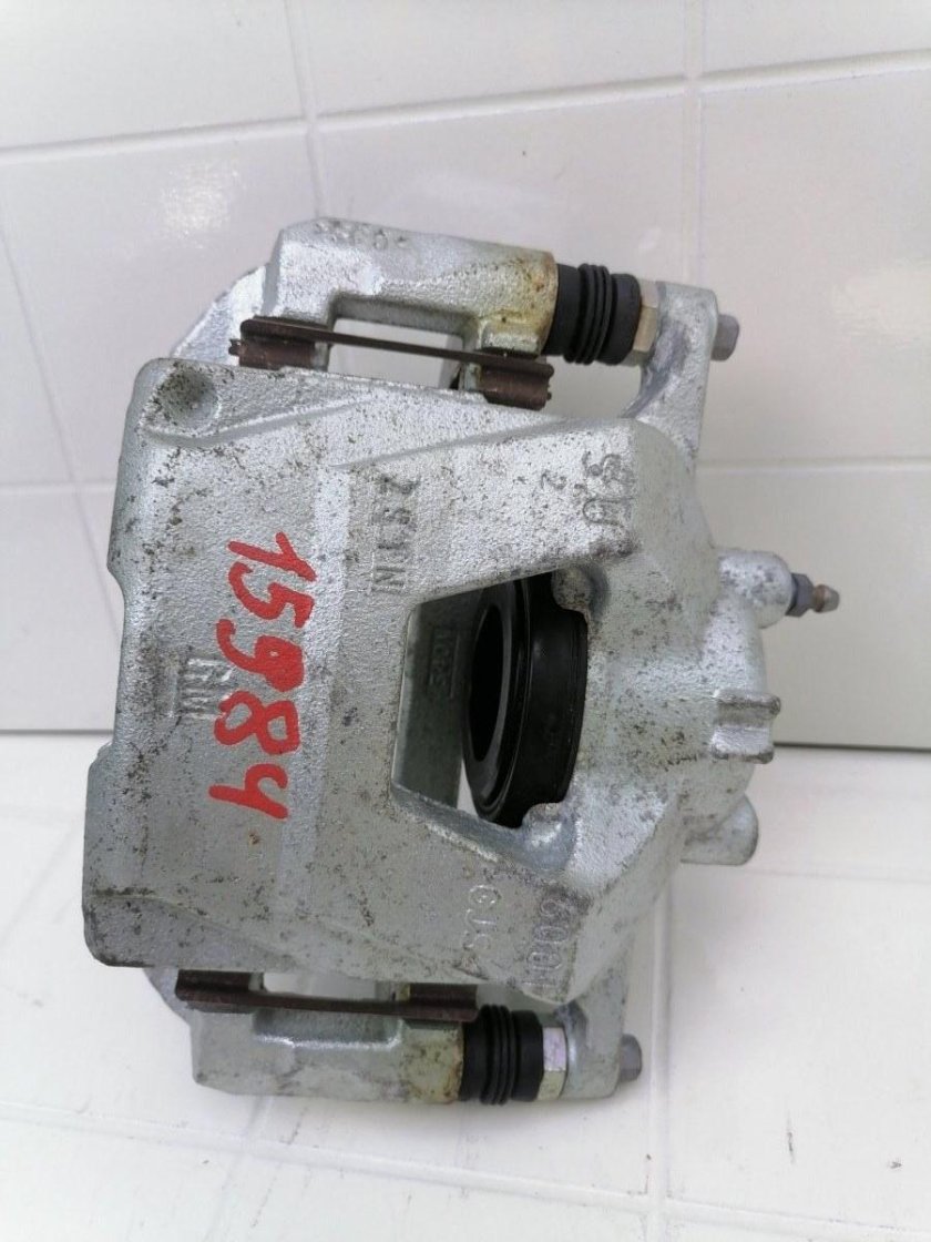 Задний суппорт Шевроле Круз 1.6