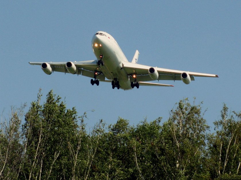 Самолет ил 86