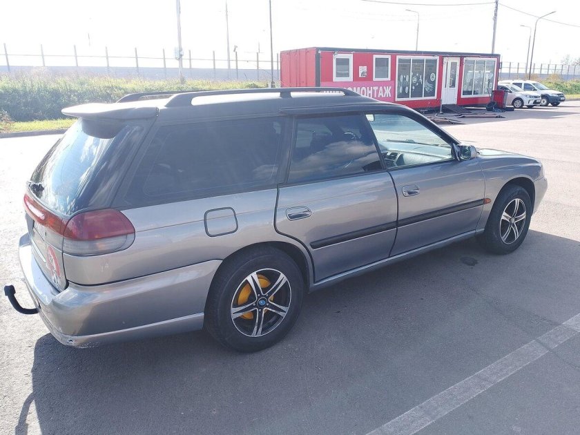 Субару легаси 2 универсал 1998