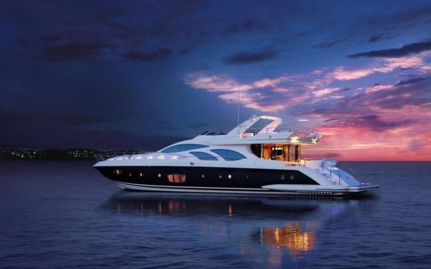 Яхта Azimut 100 Leonardo