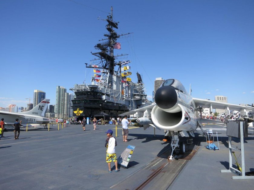 Сан Диего авианосец