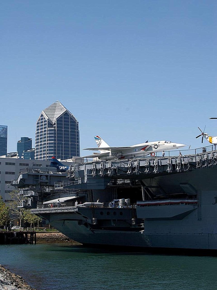 Мидуэй Сан Диего