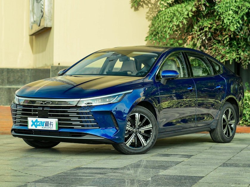 BYD автомобиль 2023