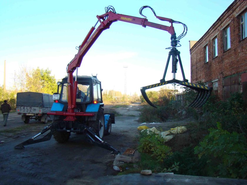 МТЗ 82.1 грейфер