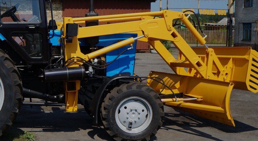 Ямокопатель(ямобур) трехрядный БАМ-31