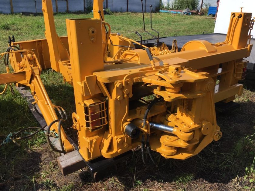 Крепление экскаватора на МТЗ