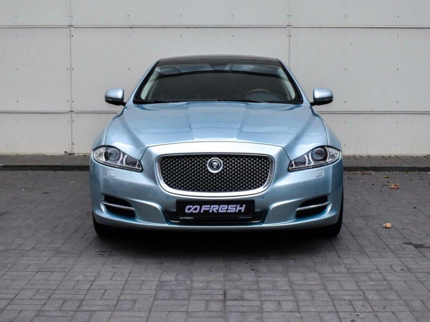 Jaguar XJ long 2011