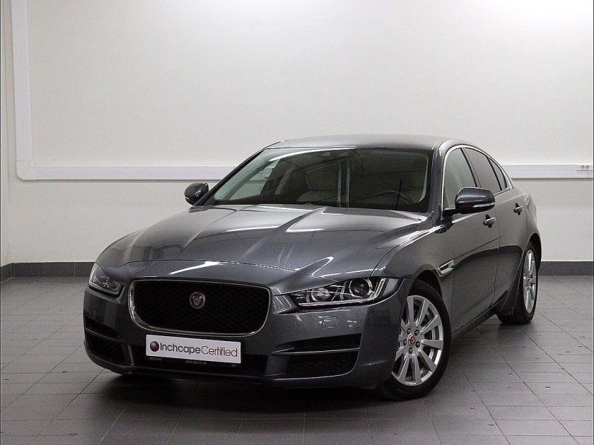 Ягуар седан 2018