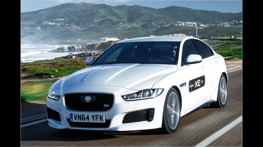 Jaguar xe 2016