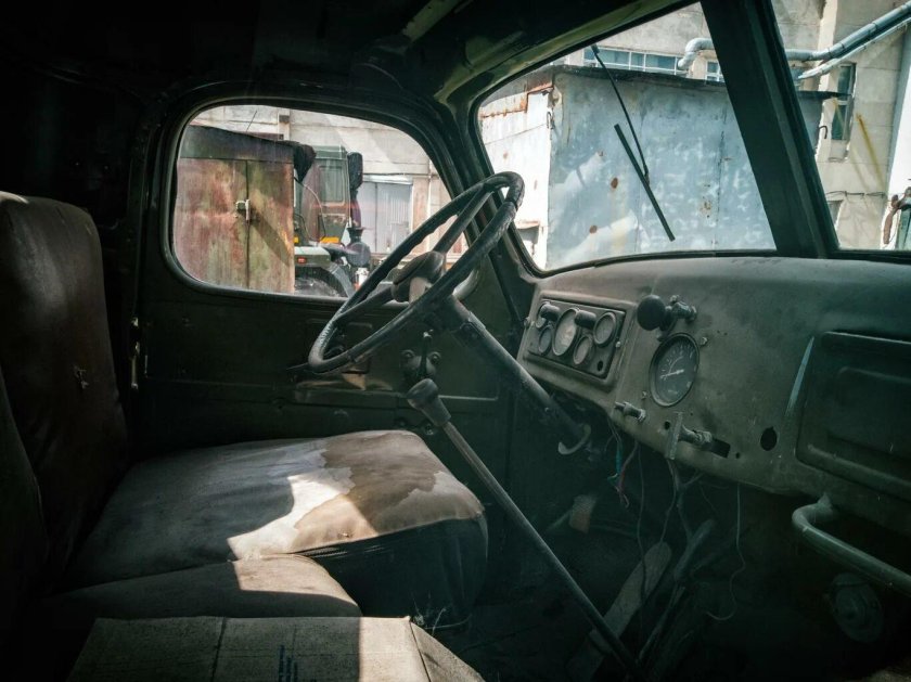 ЗИЛ 164 салон