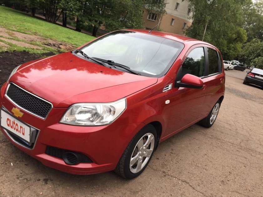 Chevrolet Aveo 2010 хэтчбек