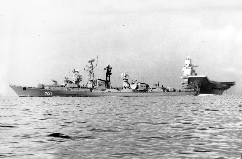 Противолодочный крейсер москва проекта 1123