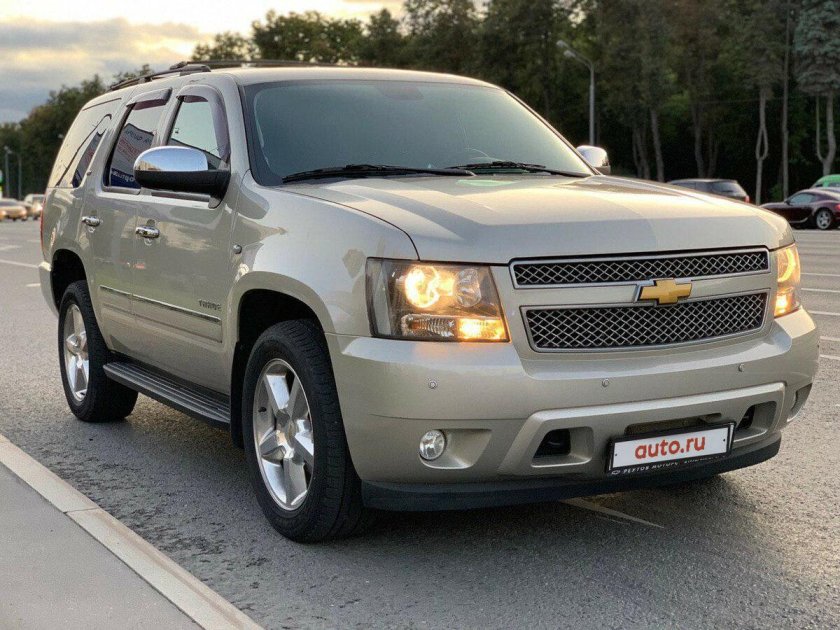 Chevrolet Tahoe 3